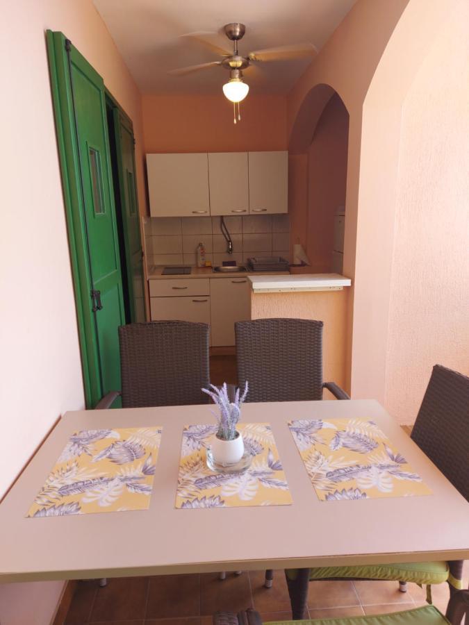 Villa Matea - Vir Luaran gambar